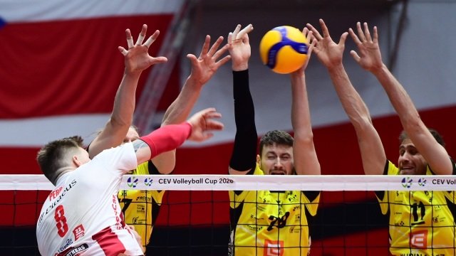 Καρλοβάρσκο – Ολυμπιακός 3-2, CEV Cup: Νέα ήττα και αποκλεισμός για τους ερυθρόλευκους