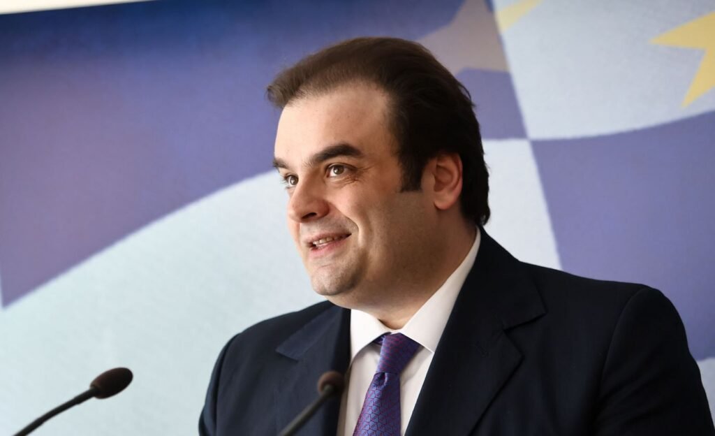 Στη Φρανκφούρτη ο Πιερρακάκης: Με ποιους θα συναντηθεί – Η ατζέντα των συζητήσεων – enikonomia.gr