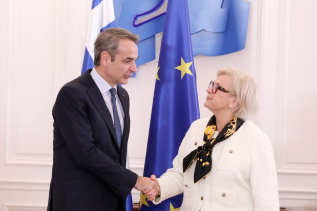 Συνάντηση Μητσοτάκη με την Γαλλίδα Υπουργό Ενόπλων Δυνάμεων – Στο επίκεντρο η ανανέωση της διμερούς