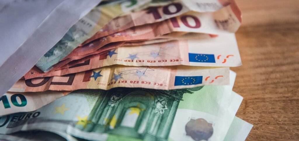 Συντάξεις Μαρτίου 2026: Πότε θα πληρωθούν – enikonomia.gr