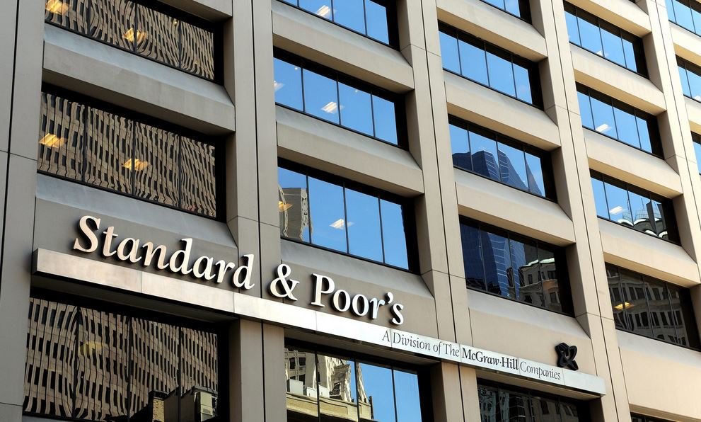 S&P: Τι λέει για την ανάπτυξη της ελληνικής οικονομίας 2026-2028 – enikonomia.gr
