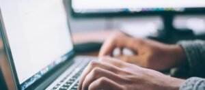 Νέες προσλήψεις διαφόρων ειδικοτήτων στο Δημόσιο: Ποιοι μπορούν να υποβάλουν αίτηση και μέχρι πότε –