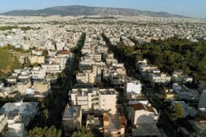 Ενοίκια: Ακόμη και 1.000 ευρώ για 50 τ.μ. στο κέντρο της Αθήνας – Έρχονται νέα μέτρα για να «πέσουν» στην