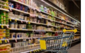 Έρευνα: Η ακρίβεια αλλάζει τις καταναλωτικές συνήθειες – Περικοπές και σε βασικά αγαθά – enikonomia.gr