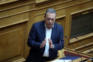 Φάμελλος: «Να διερευνηθεί το περιστατικό της Χίου και να δοθούν απαντήσεις» – Πυρά κατά του Θάνου Πλεύρη