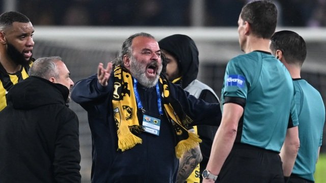 ΑΕΚ – Ολυμπιακός: Πειθαρχική δίωξη σε βάρος του Μάριου Ηλιόπουλου