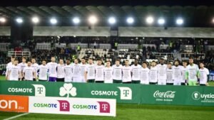 Παναθηναϊκός – ΠΑΟΚ: Συγκίνηση για τα μπλουζάκια με τα ονόματα των αδικοχαμένων οπαδών που φόραγαν παίκτες και διαιτητές (Εικόνες & Βίντεο)