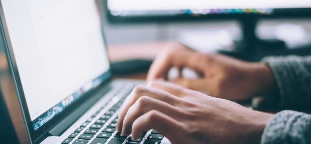 Βεβαιώσεις αποδοχών 2026: Η προθεσμία για την υποβολή – Τι πρέπει να γνωρίζετε – enikonomia.gr