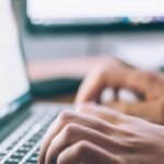 «Η Ψηφιοποίηση Μικρομεσαίων Επιχειρήσεων: Οι Απαραίτητες Παρεμβάσεις του Εμπορικού Συλλόγου Πειραιώς»