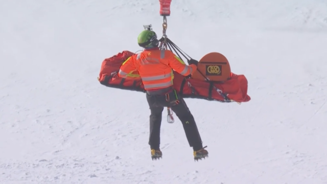 Χειμερινοί Ολυμπιακοί Αγώνες: Νέος σοβαρός τραυματισμός μετά το σοκαριστικό ατύχημα της Λίντσεϊ Βον – Αθλήτρια διακομίσθηκε με ελικόπτερο (Βίντεο)
