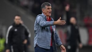 Ολυμπιακός, Μεντιλίμπαρ: “Ο Παναθηναϊκός κλείστηκε και δεν μπορούσαμε να απειλήσουμε”