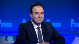 Δ. Παπαστεργίου: Συζητάμε απαγορεύσεις και περιορισμούς στη χρήση των social media ανάλογα με την ηλικία