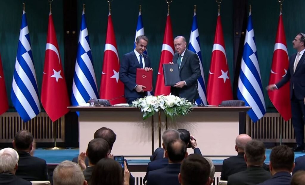 Συνάντηση Μητσοτάκη-Ερντογάν: Οι συμφωνίες που υπεγράφησαν μεταξύ Αθήνας και Άγκυρας 