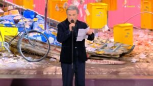 Λάκης Λαζόπουλος για δηλώσεις Καρυστιανού: «Η γυναίκα και ο κάθε άνθρωπος διαθέτει το σώμα του όπως θέλει»