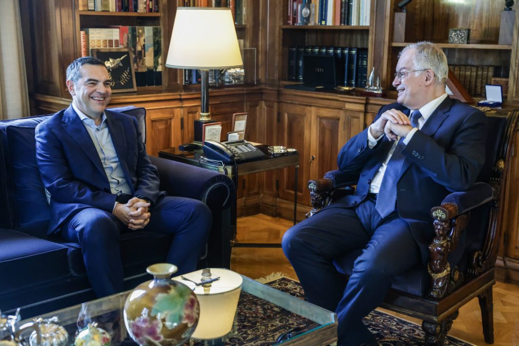 Στο Προεδρικό Μέγαρο ο Τσίπρας – Τι συζητήθηκε στη συνάντηση με τον Τασούλα