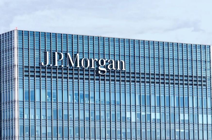 JP Morgan: Σε ανεπτυγμένη αγορά αναμένεται να αναβαθμίσουν σχεδόν όλοι οι οίκοι την Ελλάδα – enikonomia.gr