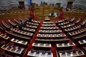 Βουλή: Ψηφίσθηκε κατά πλειοψηφία το νομοσχέδιο για τις Συλλογικές Συμβάσεις Εργασίας