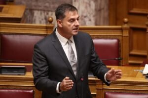 Θεοχάρης: Υπήρχε σχέδιο για να πάμε στη δραχμή το 2015 – Είχαν επαφές με εταιρείες για να τυπώσουν