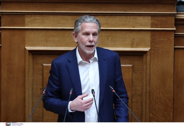 Γερουλάνος: Θα ήταν καταστροφική η συνεργασία ΠΑΣΟΚ με ΝΔ