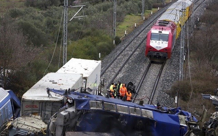 Τέμπη: Εισαγγελική Παραγγελία για Εκταφή Εννέα Θυμάτων Ανοίγει νέο Κύκλο Ερευνών