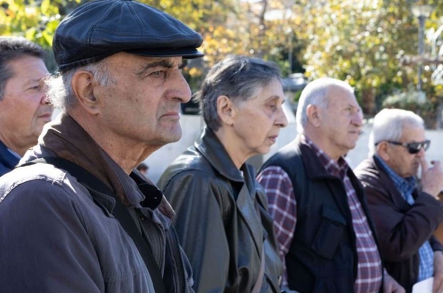 Συνταξιούχοι Κάνουν Εντονη Δυναμική Συγκέντρωση Διαμαρτυρίας στην Αθήνα – Αναλυτικά τα Αιτήματά τους