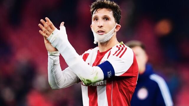 Ολυμπιακός: Η Σοκαριστική Αποθέωση του Ρέτσου στον Γιατρό της Ομάδας και η Αταλάντευτη Πίστη του Μουζακίτη για την Ανατροπή στο Λεβερκούζεν