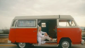 Το πιο πρόσφατο album της Ρίτας Αντωνοπούλου «Έχω μια Θάλασσα Αγάπη» και σε μορφή βινυλίου