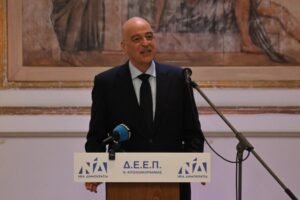 Νίκος Δένδιας εκφράζει την αγωνία του για τις δημοσκοπικές επιδόσεις της Νέας Δημοκρατίας: «Βλέπω πολλά δυάρια μπροστά»