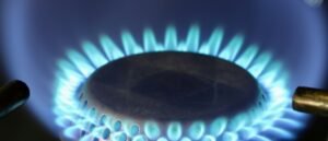 Financial Times: Η Ελλάδα Επιδιώκει Κεντρικό Ρόλο στην Ευρωπαϊκή Αγορά Φυσικού Αερίου Μετά την Αποχώρηση της Ρωσίας