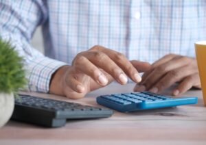 Φορολογικές εκκρεμότητες: Κούρεμα έως 75% σε πρόστιμα και επιστροφή της εξώδικης επίλυσης διαφορών