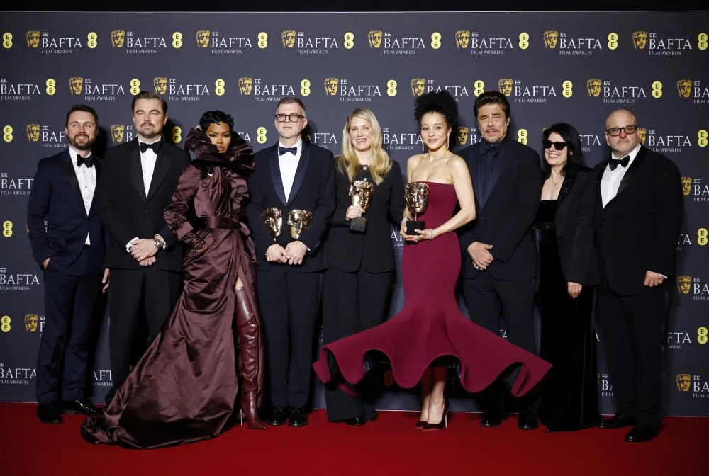 Βραβεία BAFTA: Μεγάλη νικήτρια η ταινία «Μια μάχη μετά την άλλη» – Αναλυτικά όλοι οι νικητές