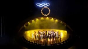 Τελετή Λήξης Χειμερινών Ολυμπιακών Αγώνων 2026: Μια Φαντασμαγορική Ανασκόπηση και Όσα Συγκίνησαν (Βίντεο)