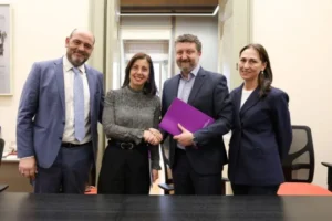 ΕΚΚΟΜΕΔ και Netflix Συμμαχούν για την Ανάπτυξη της Ελληνικής Δημιουργικής Βιομηχανίας