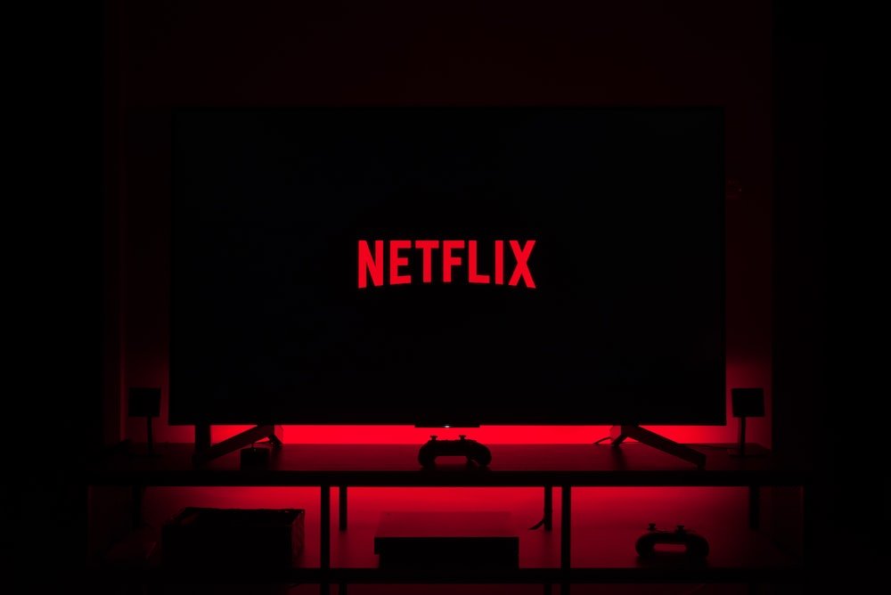 ΕΚΚΟΜΕΔ και Netflix: Στρατηγική Συνεργασία για την Ενίσχυση των Ελλήνων Δημιουργών