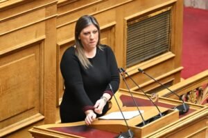 Ζωή Κωνσταντοπούλου: “Αν επιδιώκετε στημένες δίκες, θα βρείτε απέναντί σας αποφασισμένους ανθρώπους”