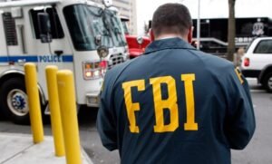 Απολύσεις στο FBI: Τουλάχιστον έξι πράκτορες απομακρύνθηκαν λόγω της υπόθεσης παρακράτησης διαβαθμισμένων εγγράφων της προεδρίας Τραμπ