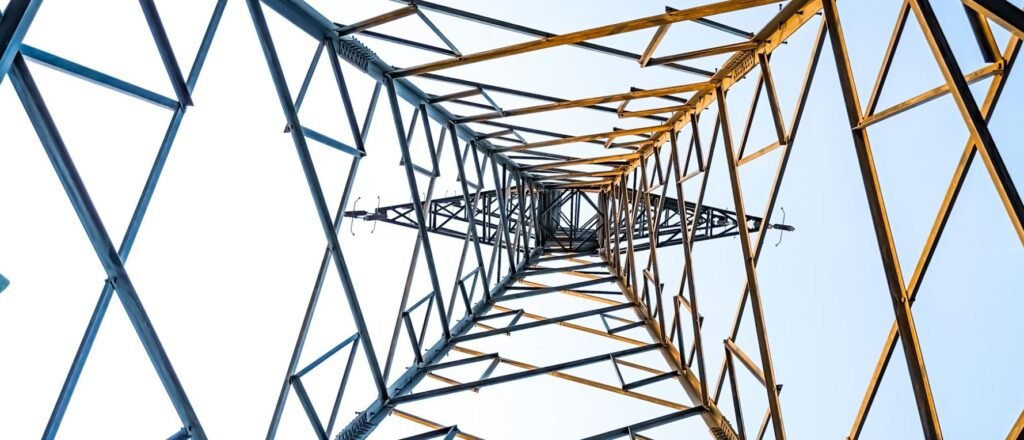 Ελλάδα: Πρωτοφανή Έσοδα 1 δισ. Ευρώ από Εξαγωγές Ηλεκτρικής Ενέργειας το 2025 – Ενίσχυση Οικονομίας κατά 650 εκατ. Ευρώ