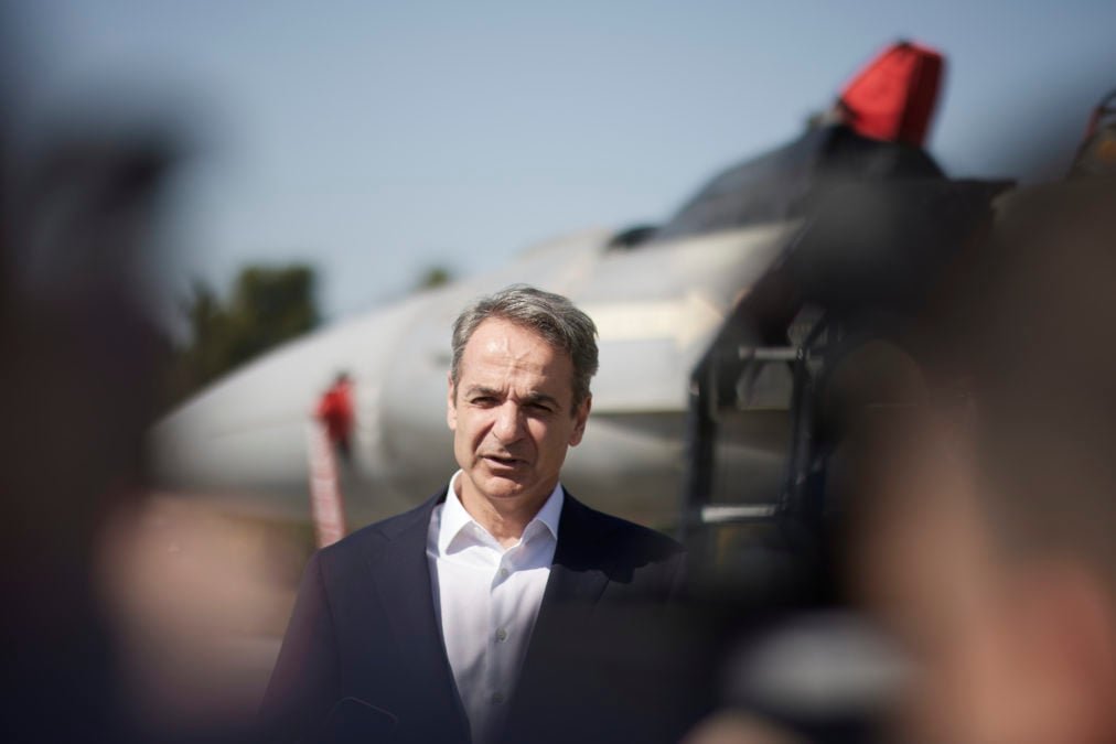 Πρωθυπουργός Μητσοτάκης από το Κέντρο Επιχειρήσεων στη Λάρισα: «Οι Έλληνες έχουν κάθε λόγο να εμπιστεύονται τις Ένοπλες Δυνάμεις μας»