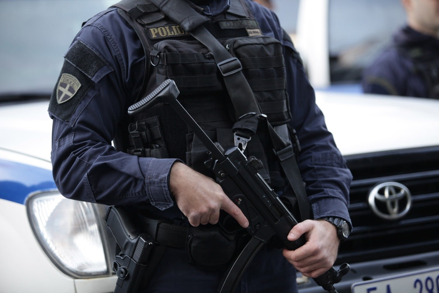 14 Μαρτίου 2002: Η Ελληνική Αστυνομία θρηνεί δύο ήρωες αστυφύλακες που έχασαν τη ζωή τους εν ώρα υπηρεσίας