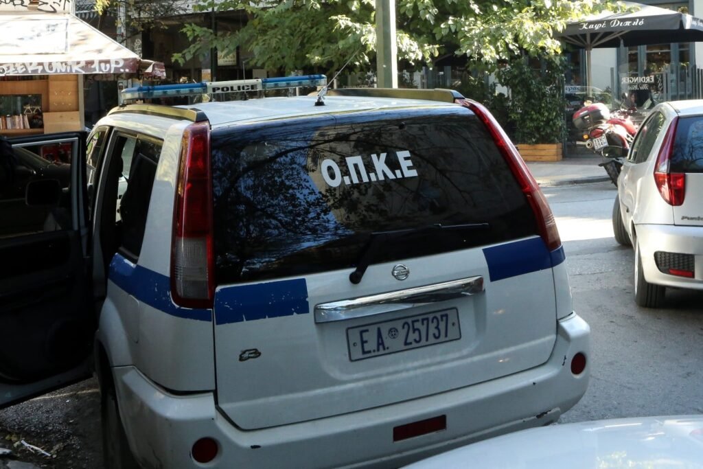 Επιχείρηση στο Ίλιον: 38χρονος συνελήφθη για καλλιέργεια κάνναβης και παράνομη οπλοφορία