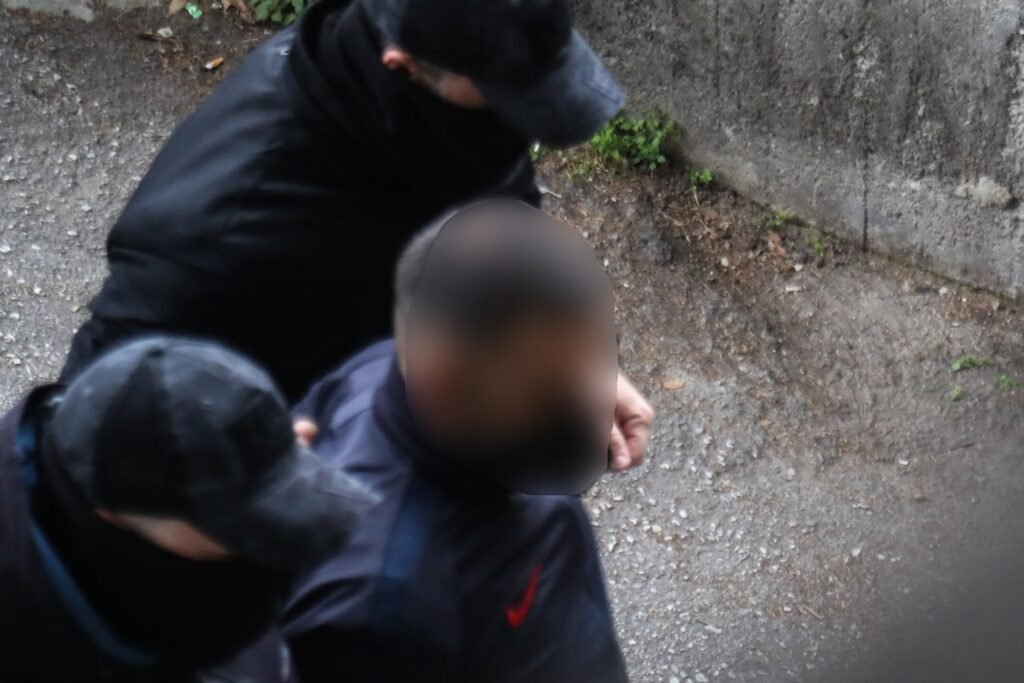 Θεσσαλονίκη: Συναγερμός από μηνύματα φίλων του 23χρονου μετά τη δολοφονία του Κλεομένη – «Μακάρι να πεθάνει» έγραφαν (βίντεο)