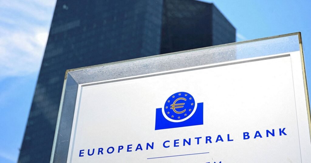 Ευρωπαϊκή Κεντρική Τράπεζα: Σταθερά Επιτόκια, Αναθεωρημένες Προβλέψεις για Πληθωρισμό και Ανάπτυξη