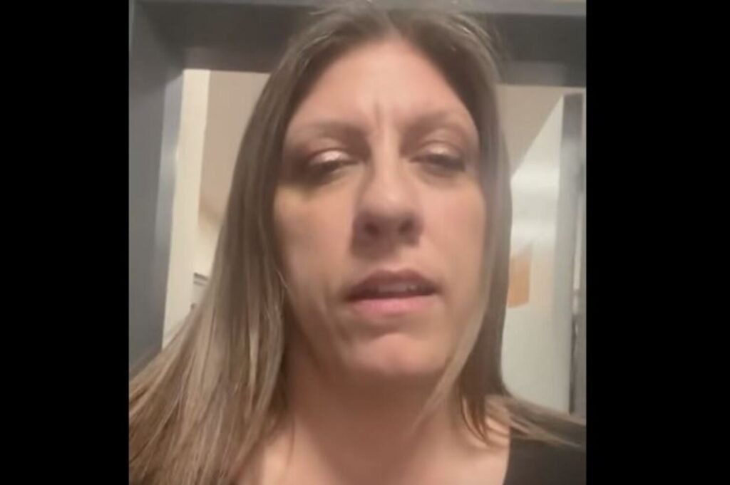 Ζωή Κωνσταντοπούλου: Συγκλονιστικό Βίντεο από το Δικαστικό Μέγαρο Λάρισας – «Απίθανα Έκτροπα και Μηνύσεις για τα Τέμπη»