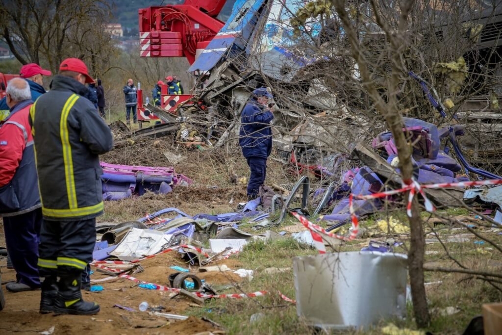 Αναβίωση της Τραγωδίας στα Τέμπη: Ξεκινά στις 23 Μαρτίου η Δίκη με 36 Κατηγορούμενους και 352 Μάρτυρες