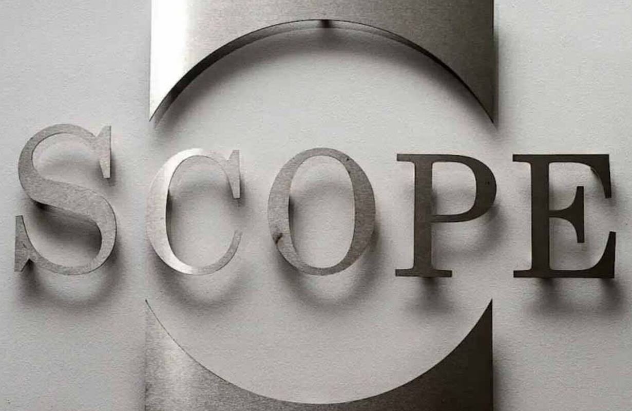 Scope Ratings: Σήμερα η Αξιολόγηση της Ελληνικής Οικονομίας – Ποιες οι Προοπτικές και οι Προκλήσεις