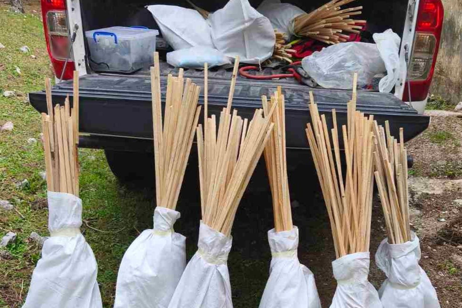 Σημαντική ανακάλυψη στη Χίο: Κατασχέθηκαν 355 αυτοσχέδιες ρουκέτες ενόψει Πάσχα