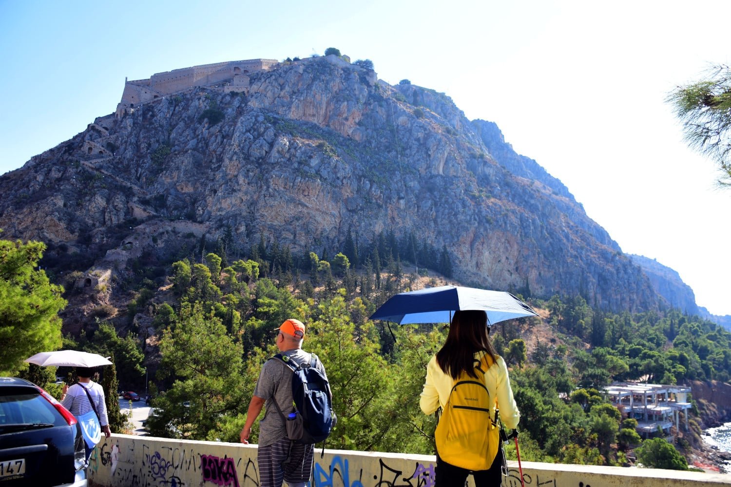 Πρωτοφανές περιστατικό στο Ναύπλιο: Συλλήφθησαν τέσσερις για επίθεση σε αστυνομικό – Ζήτησαν δωρεάν είσοδο στο Παλαμήδι