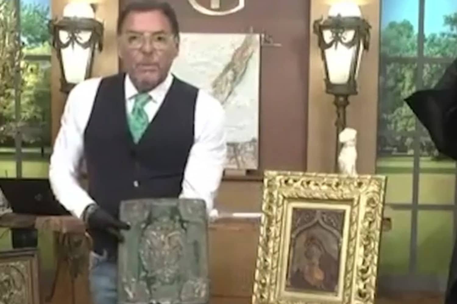 Γιώργος Τσαγκαράκης: Το e-mail και η μαρτυρία που «έκαψαν» τον γνωστό γκαλερίστα – Όλες οι αποκαλύψεις (βίντεο)