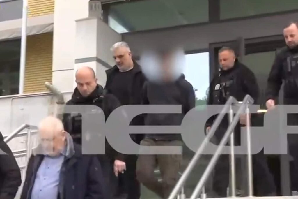 Βέροια: Στο ανακριτικό γραφείο ο 20χρονος για τον άγριο ξυλοδαρμό της 24χρονης – Οι ισχυρισμοί του