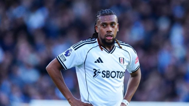 Αφόρητος Τρόμος στο Σπίτι του: Ο Άλεξ Ίγουόμπι της Φούλαμ Θύμα Ληστείας και Βίαιης Επίθεσης με Μαχαίρι